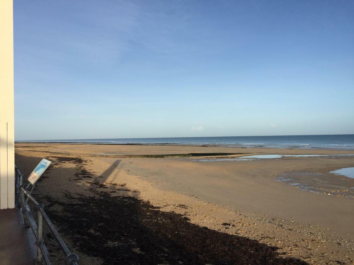 Maison de pêcheur 30m de la plage Luc-sur-Mer Extérieur photo